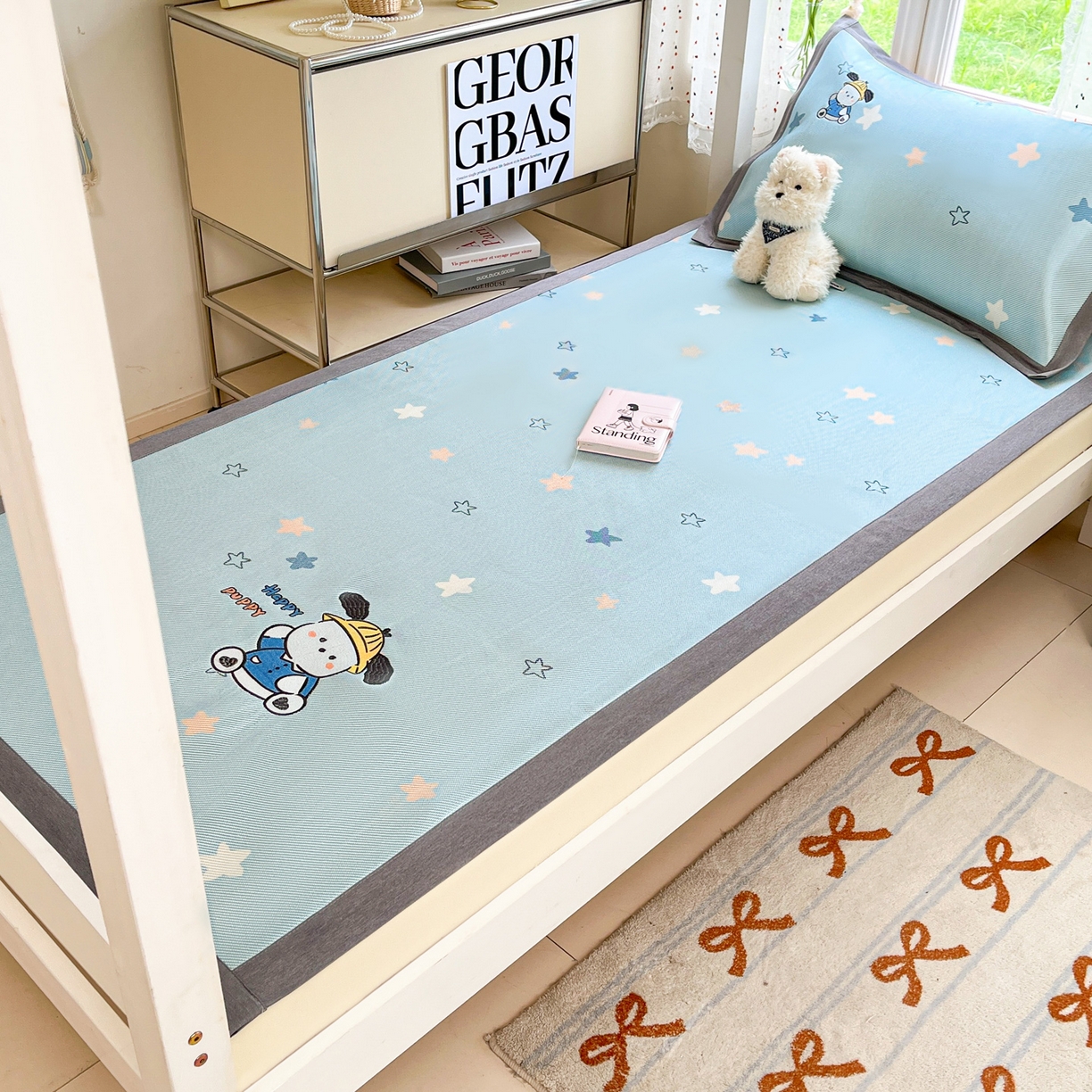 91家纺网 家纺一手货源 找家纺 雅居纺家纺 2026新款A类加厚三明治底绣花冰藤席学生宿舍床床单款凉席席子 动感小狗