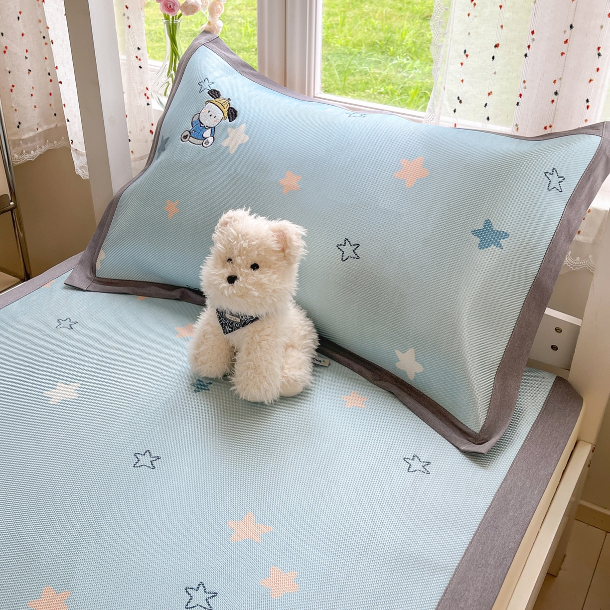 91家纺网 家纺一手货源 找家纺 雅居纺家纺 2026新款A类加厚三明治底绣花冰藤席学生宿舍床床单款凉席席子 动感小狗