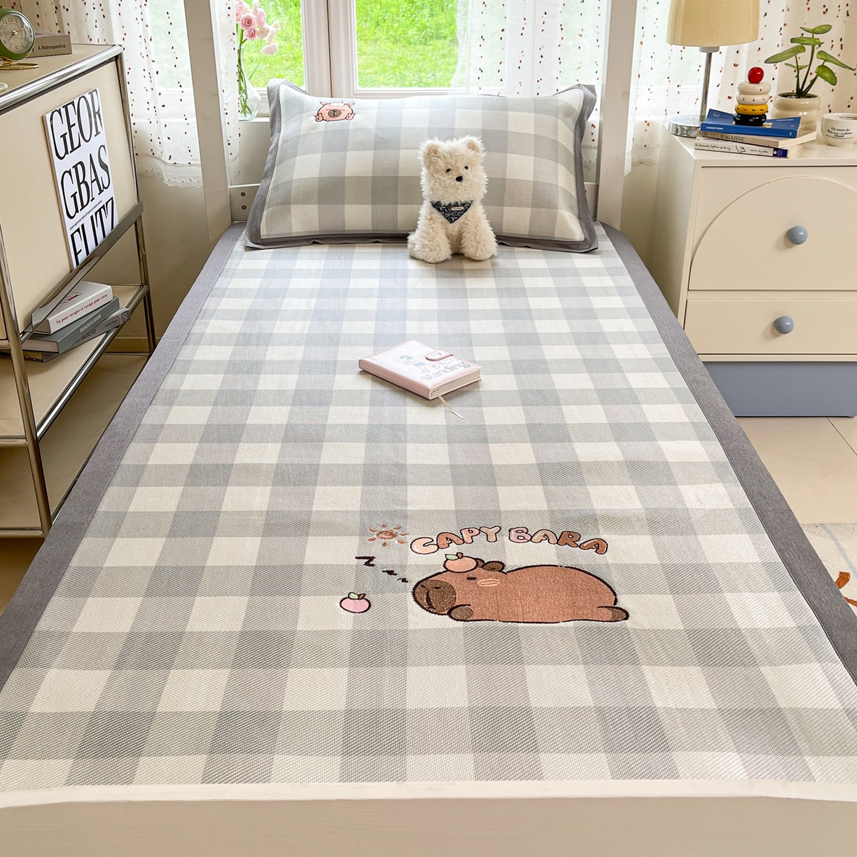 91家纺网 家纺一手货源 找家纺 雅居纺家纺 2026新款A类加厚三明治底绣花冰藤席学生宿舍床床单款凉席席子 幸运巴拉