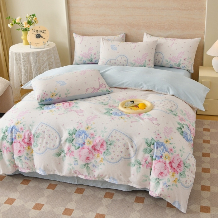 91家纺网 家纺一手货源 找家纺 宇彬家纺 2026直播新款13070全棉纯棉印花单双人被套喷气小清新简约热款学生被罩 粉蓝心韵