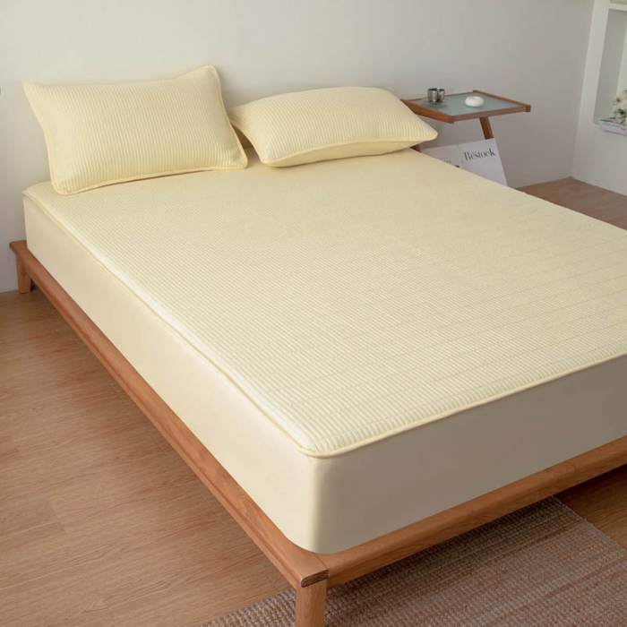 91家纺网 家纺一手货源 找家纺 宇淳国际 2026新款美人条A类水洗棉夹棉床笠三件套 奶黄