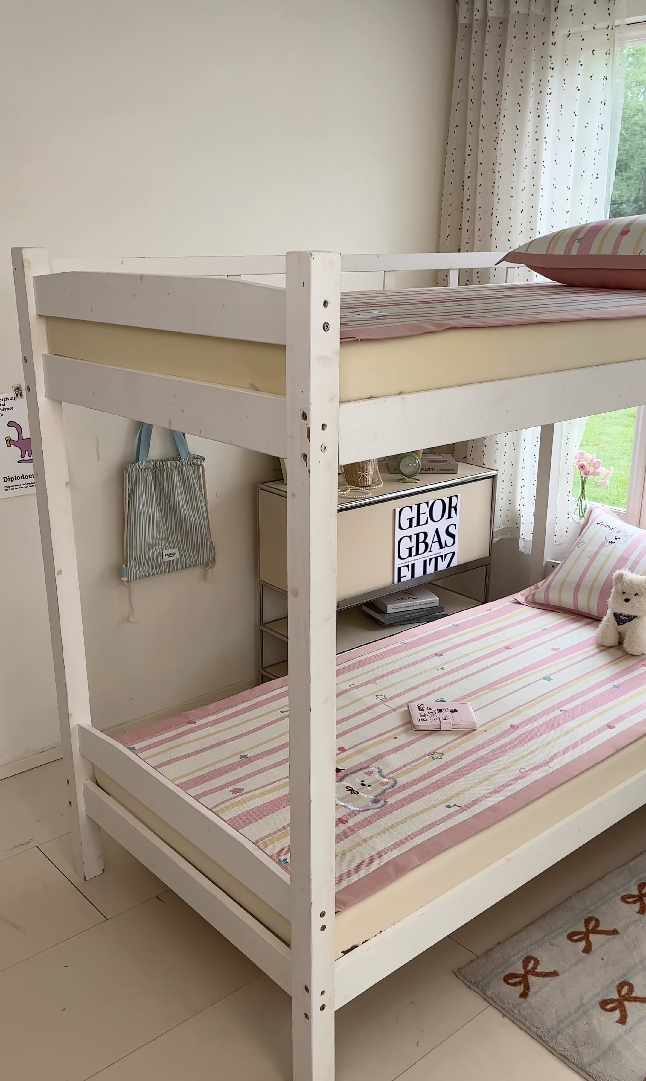 91家纺网 家纺一手货源 找家纺 雅居纺家纺 2026新款A类加厚三明治底绣花冰藤席学生宿舍床床单款凉席席子 冰淇淋萌狗