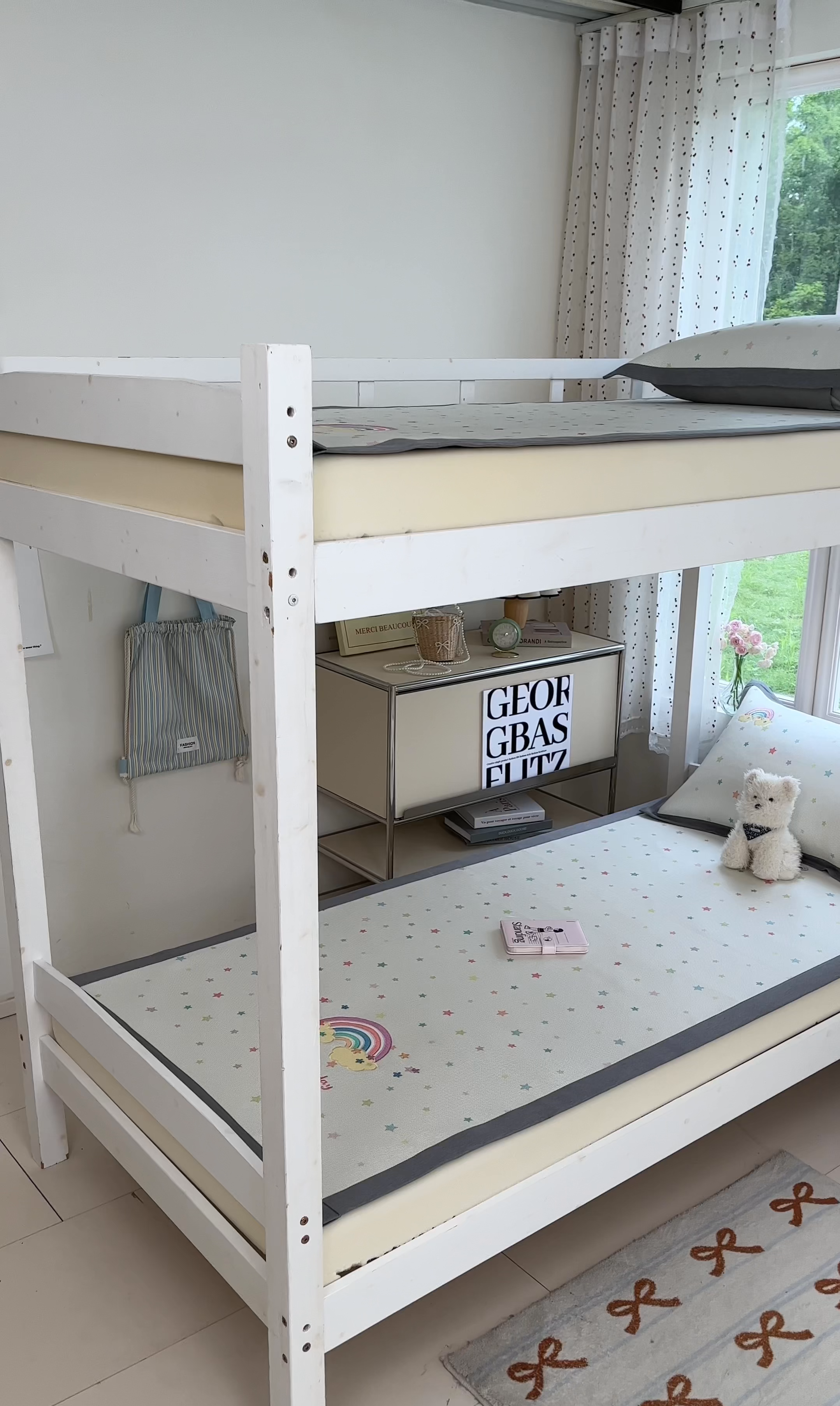 91家纺网 家纺一手货源 找家纺 雅居纺家纺 2026新款A类加厚三明治底绣花冰藤席学生宿舍床床单款凉席席子 七彩虹