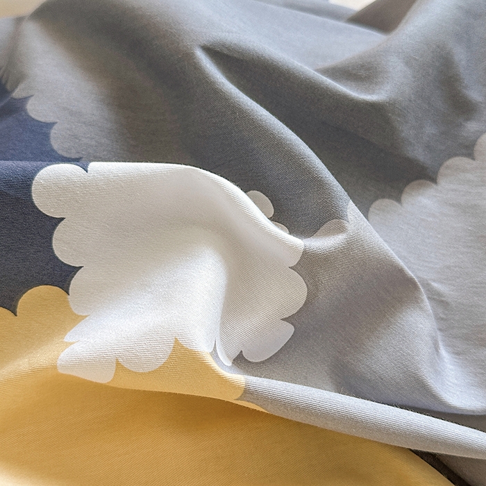 91家纺网 家纺一手货源 找家纺 宇彬家纺 2026直播新款13070全棉纯棉印花单双人被套喷气小清新简约热款学生被罩 简爱