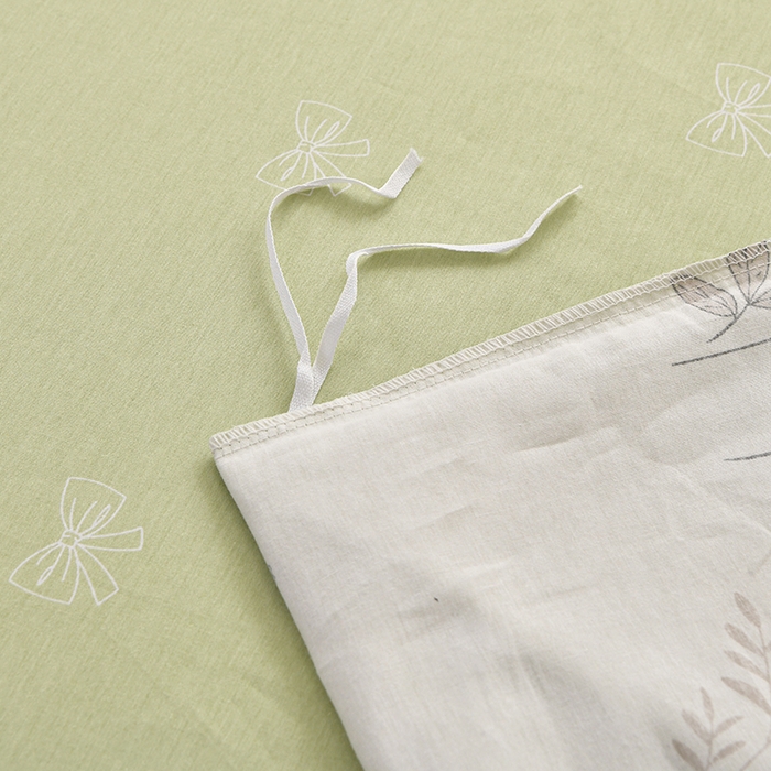 91家纺网 家纺一手货源 找家纺 宇彬家纺 2026直播新款13070全棉纯棉印花单双人被套喷气小清新简约热款学生被罩 花香寻梦