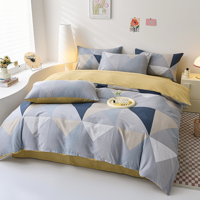 91家纺网 家纺一手货源 找家纺 宇彬家纺 2026直播新款13070全棉纯棉印花单双人被套喷气小清新简约热款学生被罩 多彩三角