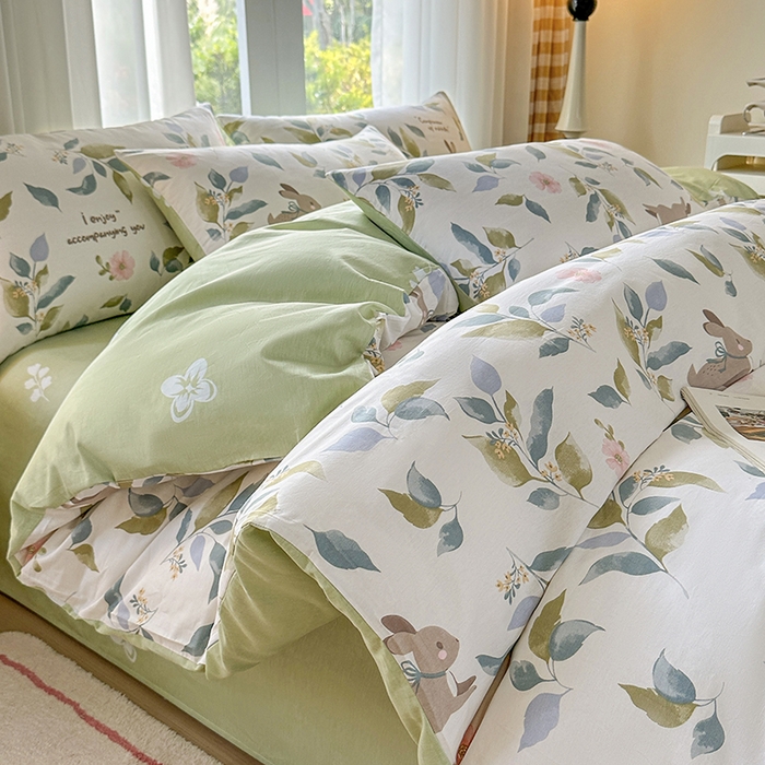 91家纺网 家纺一手货源 找家纺 宇彬家纺 2026直播新款13070全棉纯棉印花单双人被套喷气小清新简约热款学生被罩 秘境(新)