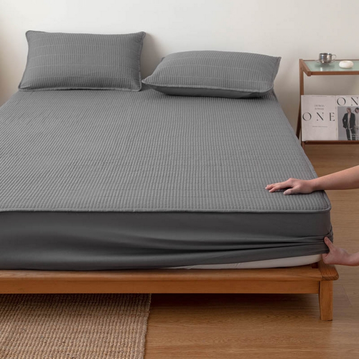 91家纺网 家纺一手货源 找家纺 宇淳国际 2026新款美人条A类水洗棉夹棉床笠三件套 深灰