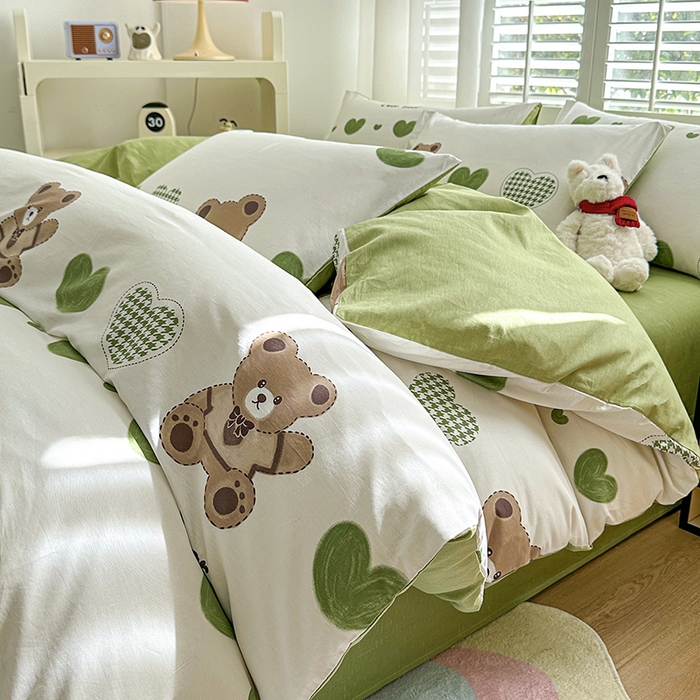 91家纺网 家纺一手货源 找家纺 宇彬家纺 2026直播新款13070全棉纯棉印花单双人被套喷气小清新简约热款学生被罩 爱心小熊