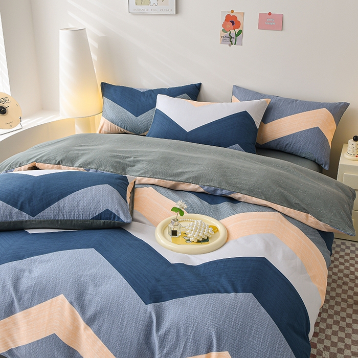 91家纺网 家纺一手货源 找家纺 宇彬家纺 2026直播新款13070全棉纯棉印花单双人被套喷气小清新简约热款学生被罩 生活旋律