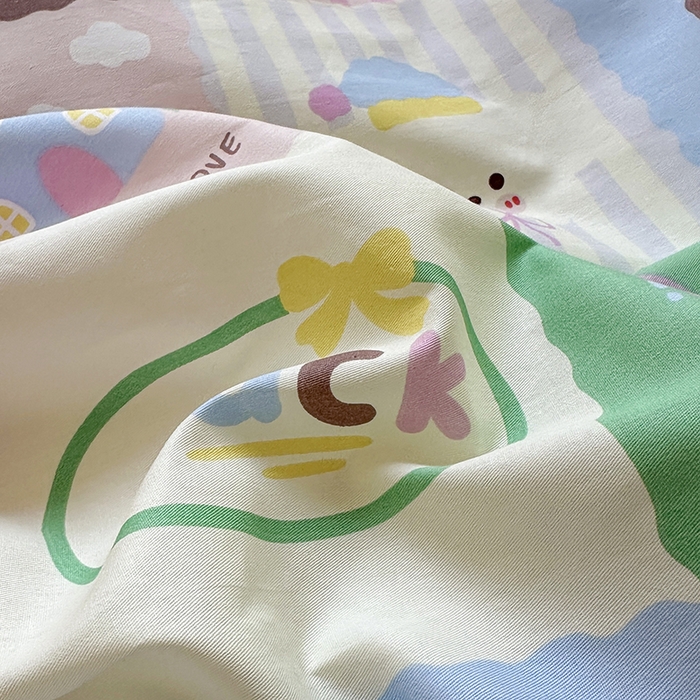 91家纺网 家纺一手货源 找家纺 宇彬家纺 2026直播新款13070全棉纯棉印花单双人被套喷气小清新简约热款学生被罩 浪漫记忆