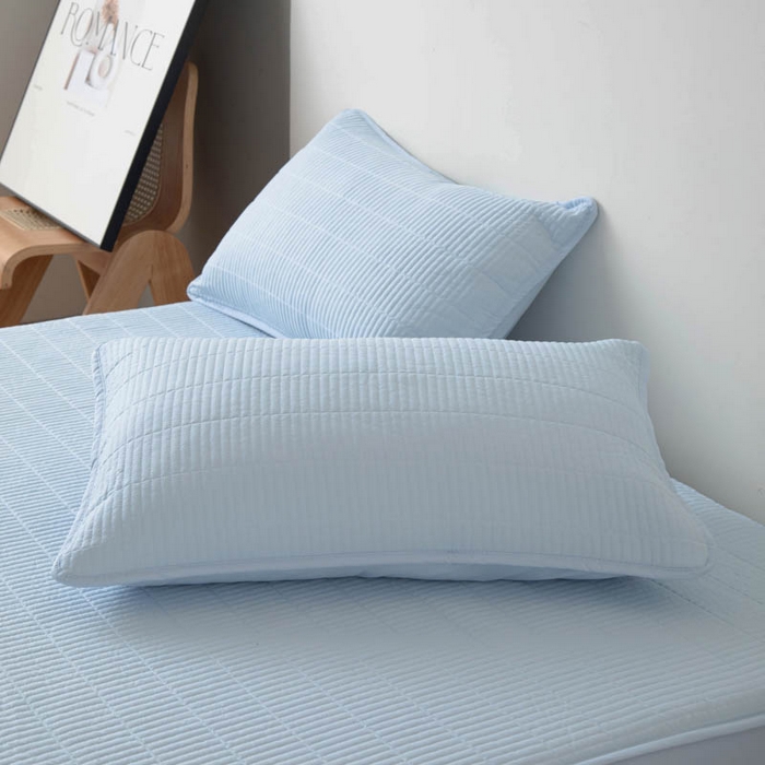 91家纺网 家纺一手货源 找家纺 宇淳国际 2026新款美人条A类水洗棉夹棉床笠三件套 天蓝