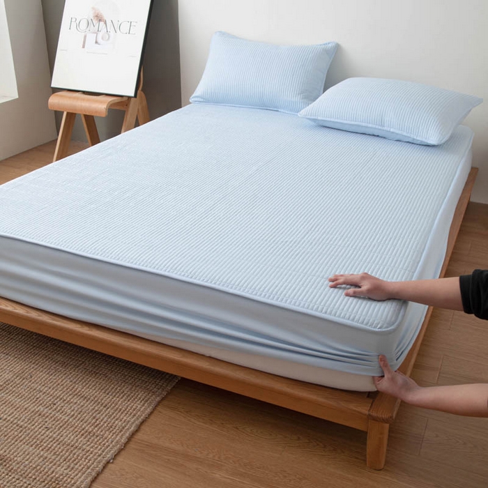 91家纺网 家纺一手货源 找家纺 宇淳国际 2026新款美人条A类水洗棉夹棉床笠三件套 天蓝