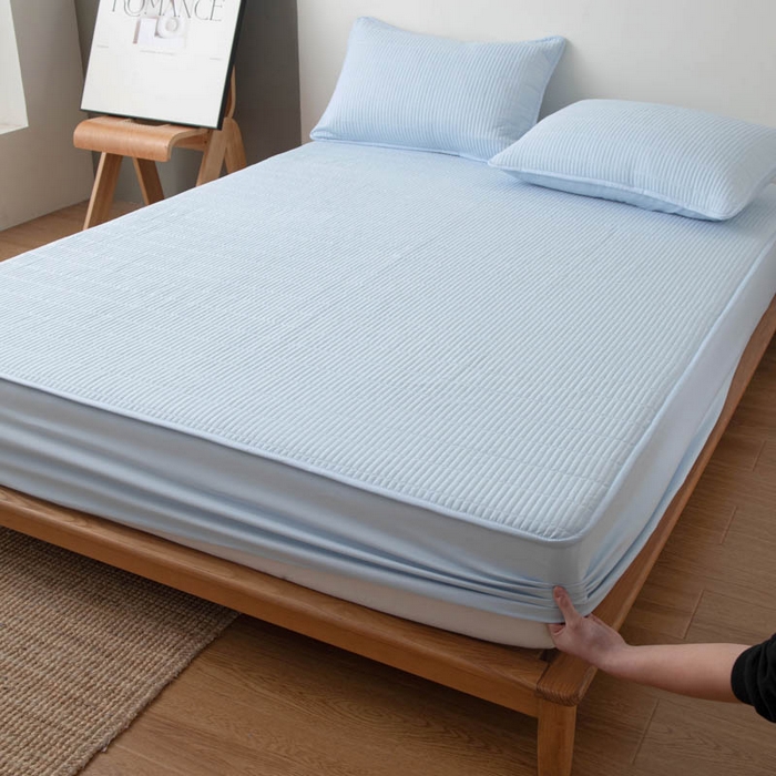 91家纺网 家纺一手货源 找家纺 宇淳国际 2026新款美人条A类水洗棉夹棉床笠三件套 天蓝