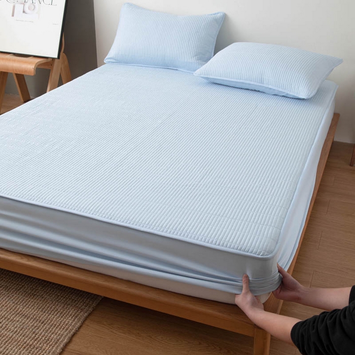 91家纺网 家纺一手货源 找家纺 宇淳国际 2026新款美人条A类水洗棉夹棉床笠三件套 天蓝