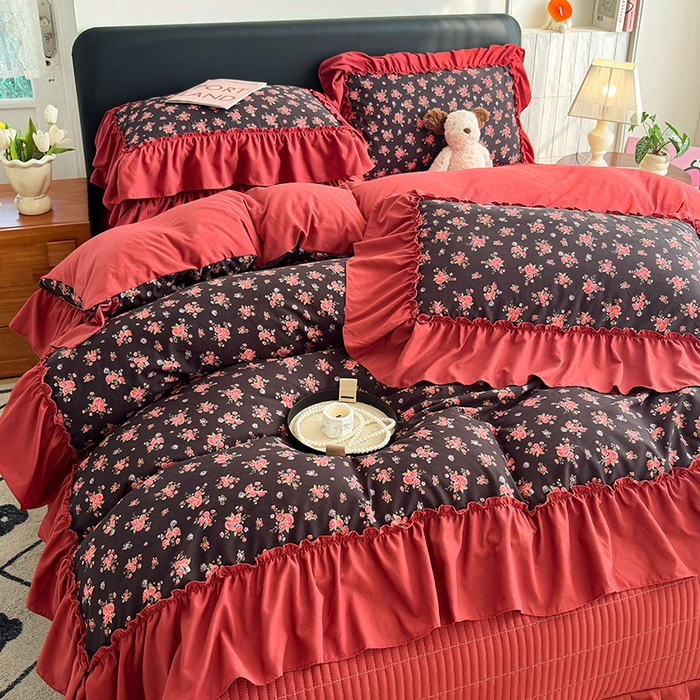 91家纺网 家纺一手货源 找家纺 锦格家纺 2026春夏新款古法水洗棉花边床盖款四件套 花知晓