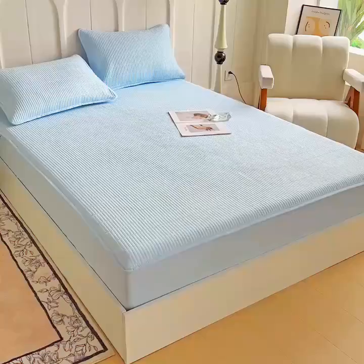 91家纺网 家纺一手货源 找家纺 宇淳国际 2026新款美人条A类水洗棉夹棉床笠三件套 天蓝