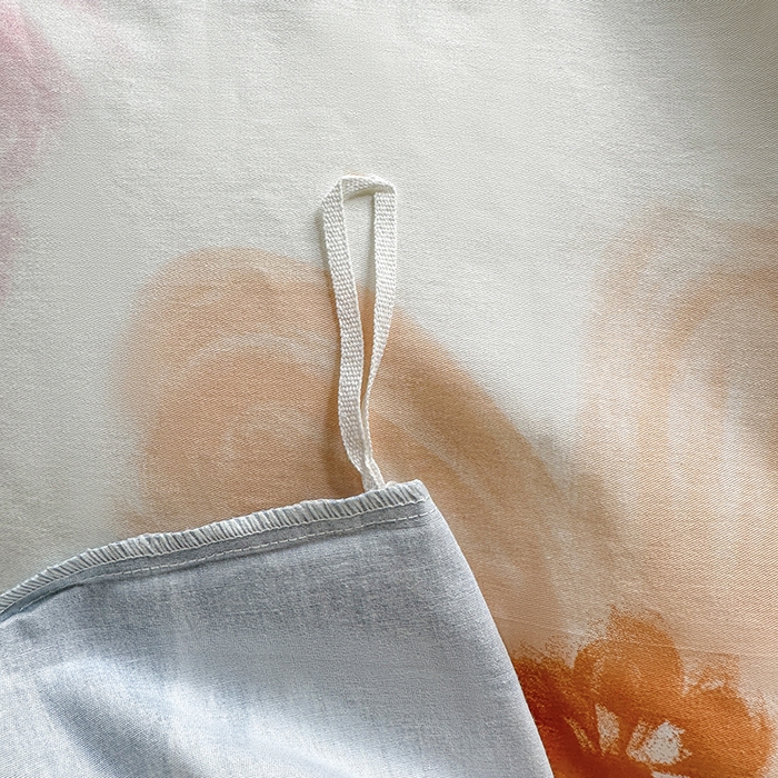 91家纺网 家纺一手货源 找家纺 宇彬家纺 2026直播新款13070全棉纯棉印花单双人被套喷气小清新简约热款学生被罩 慕夏