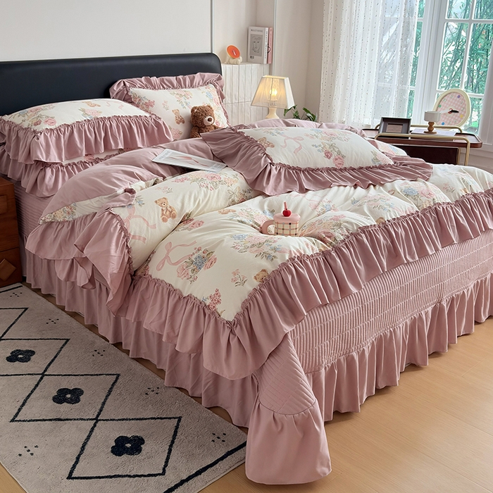 91家纺网 家纺一手货源 找家纺 锦格家纺 2026春夏新款古法水洗棉花边床盖款四件套 花慕里