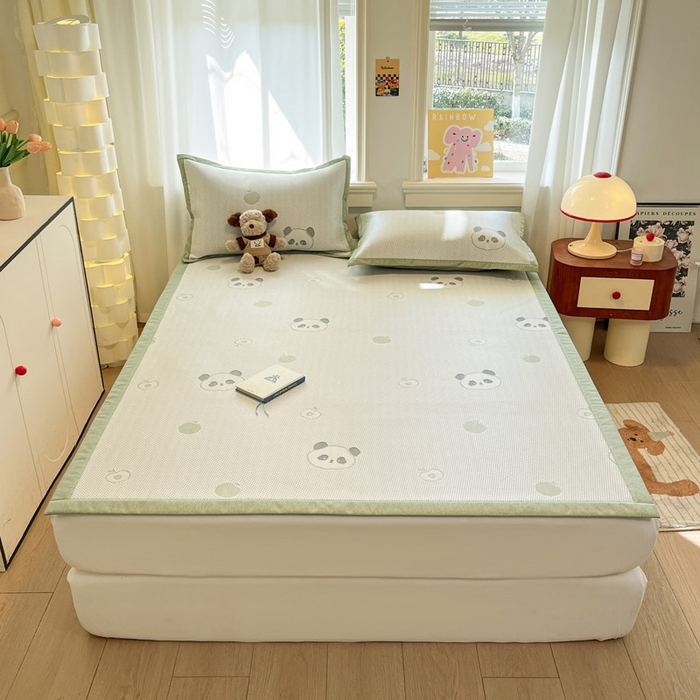 91家纺网 家纺一手货源 找家纺 雅居纺家纺 2026新款A类加厚三明治底提花小清新凉感席床单款凉席席子 平安熊猫