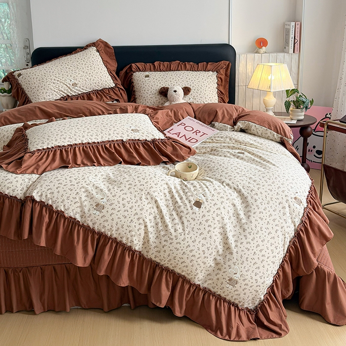 91家纺网 家纺一手货源 找家纺 锦格家纺 2026春夏新款古法水洗棉花边床盖款四件套 花漾小兔