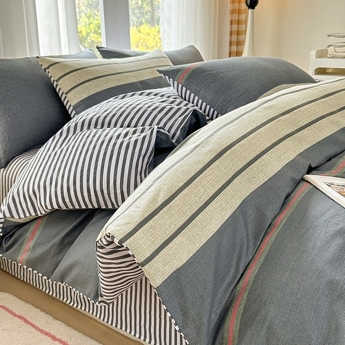 91家纺网 家纺一手货源 找家纺 宇彬家纺 2026直播新款13070全棉纯棉印花单双人被套喷气小清新简约热款学生被罩 绅士