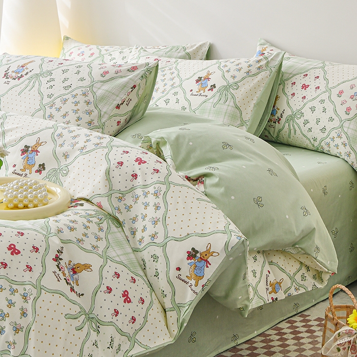 91家纺网 家纺一手货源 找家纺 宇彬家纺 2026直播新款13070全棉纯棉印花单双人被套喷气小清新简约热款学生被罩 初春晚风