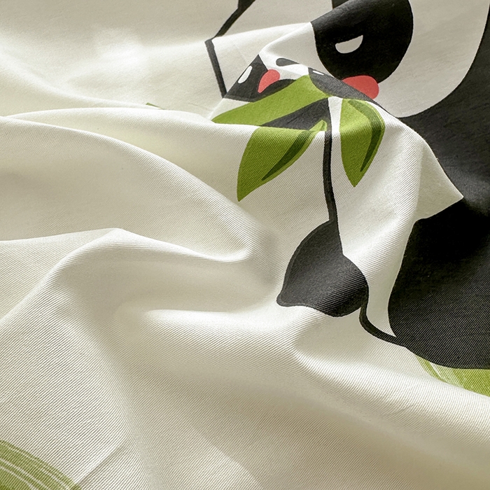 91家纺网 家纺一手货源 找家纺 宇彬家纺 2026直播新款13070全棉纯棉印花单双人被套喷气小清新简约热款学生被罩 熊猫乐园