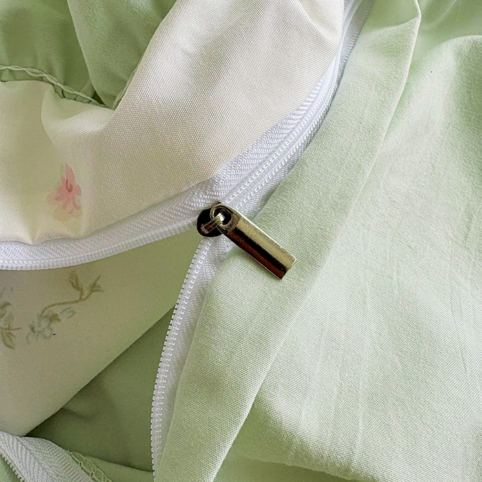 91家纺网 家纺一手货源 找家纺 锦格家纺 2026春夏新款古法水洗棉花边床盖款四件套 清花若雨