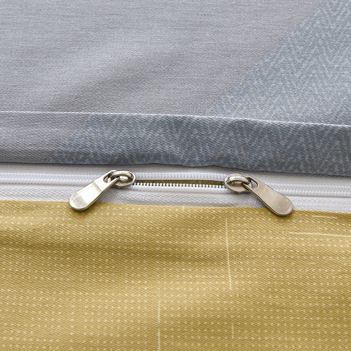 91家纺网 家纺一手货源 找家纺 宇彬家纺 2026直播新款13070全棉纯棉印花单双人被套喷气小清新简约热款学生被罩 多彩三角