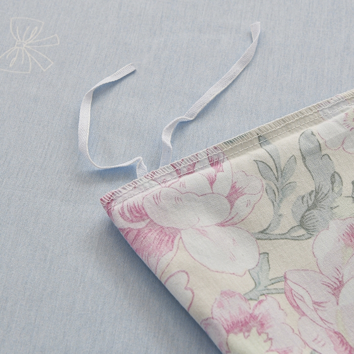 91家纺网 家纺一手货源 找家纺 宇彬家纺 2026直播新款13070全棉纯棉印花单双人被套喷气小清新简约热款学生被罩 琉璃如梦