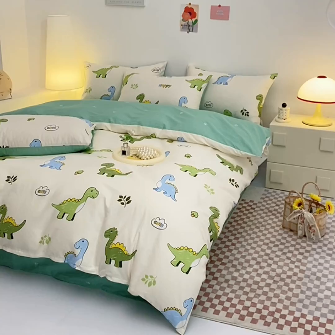 91家纺网 家纺一手货源 找家纺 宇彬家纺 2026直播新款13070全棉纯棉印花单双人被套喷气小清新简约热款学生被罩 侏罗纪