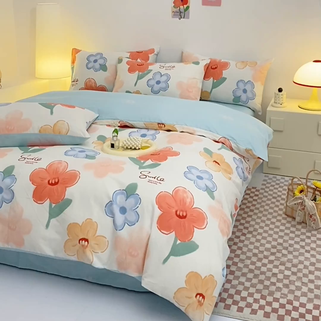 91家纺网 家纺一手货源 找家纺 宇彬家纺 2026直播新款13070全棉纯棉印花单双人被套喷气小清新简约热款学生被罩 幸福花花