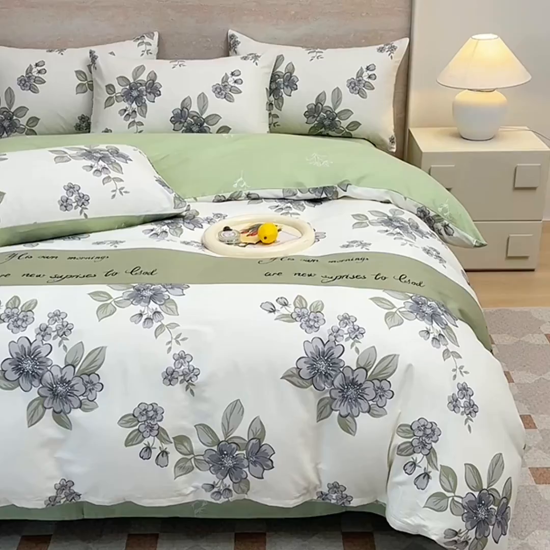 91家纺网 家纺一手货源 找家纺 宇彬家纺 2026直播新款13070全棉纯棉印花单双人被套喷气小清新简约热款学生被罩 暗香