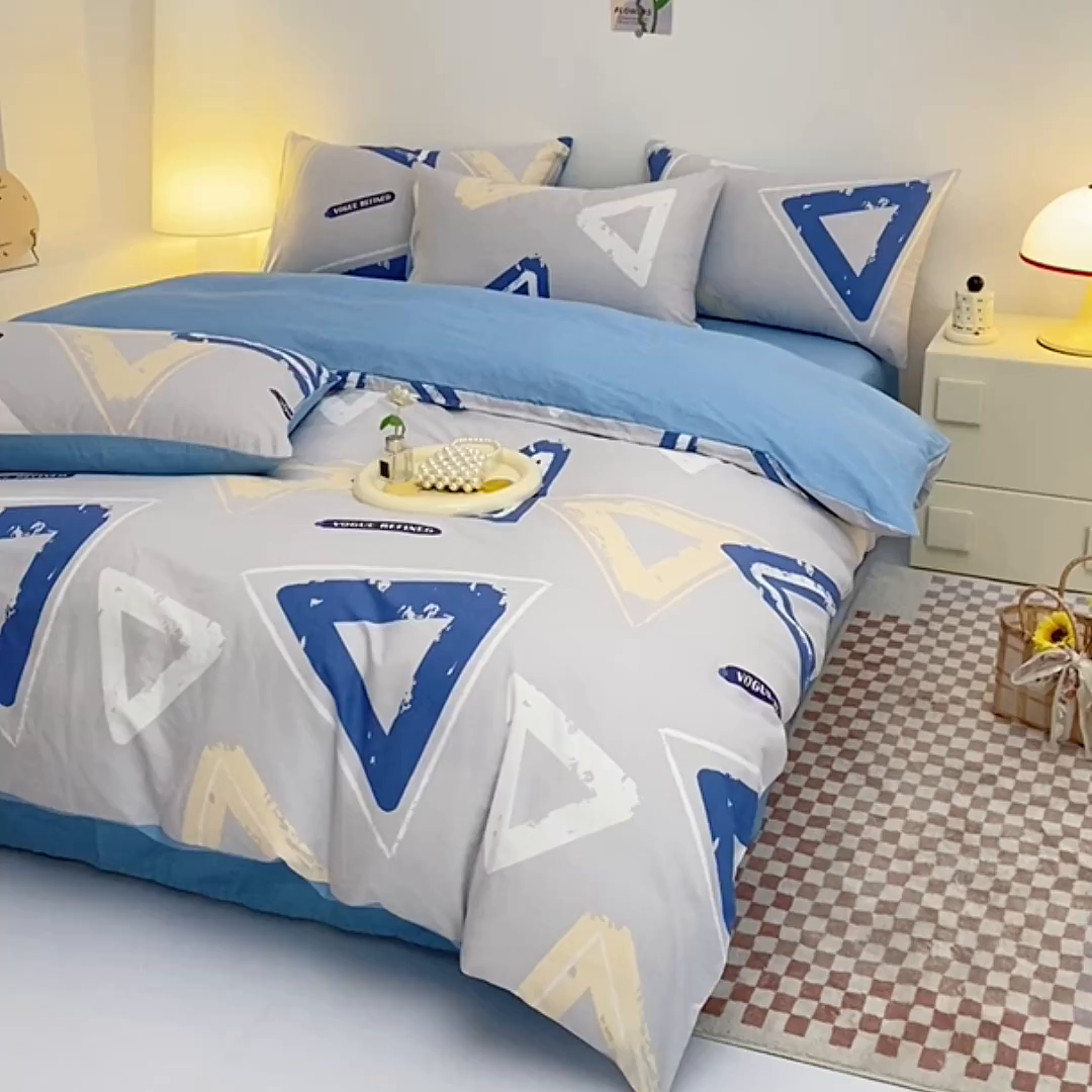 91家纺网 家纺一手货源 找家纺 宇彬家纺 2026直播新款13070全棉纯棉印花单双人被套喷气小清新简约热款学生被罩 肌理三角