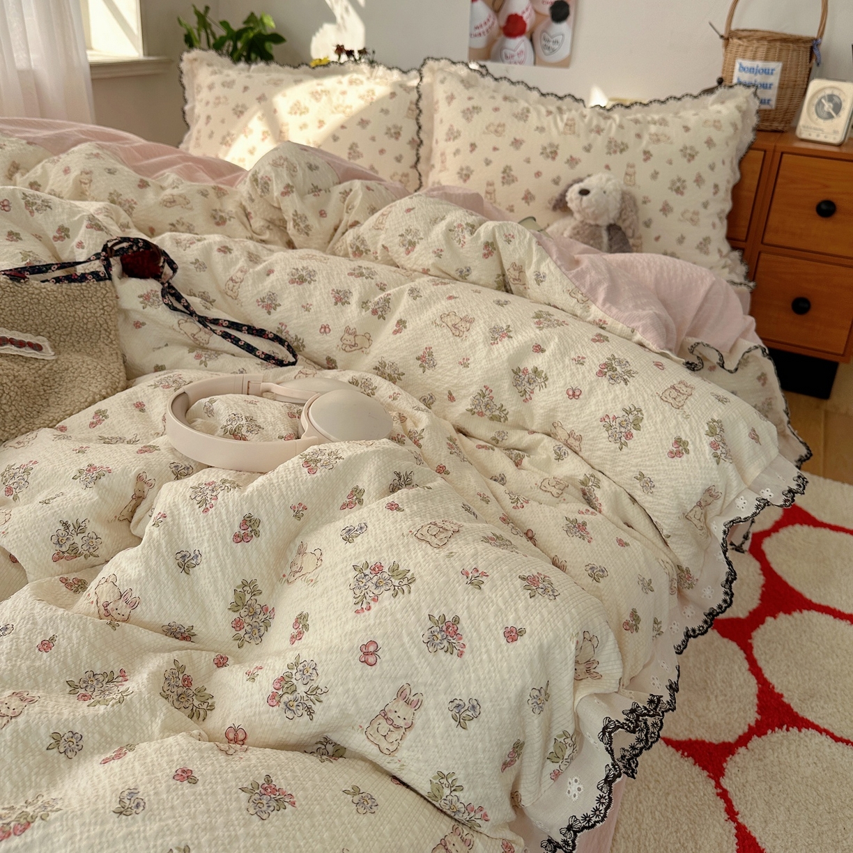 91家纺网 家纺一手货源 找家纺 顾里家纺 2026新款法式复古花边三层纱四件套（会员-2元） 春村小兔