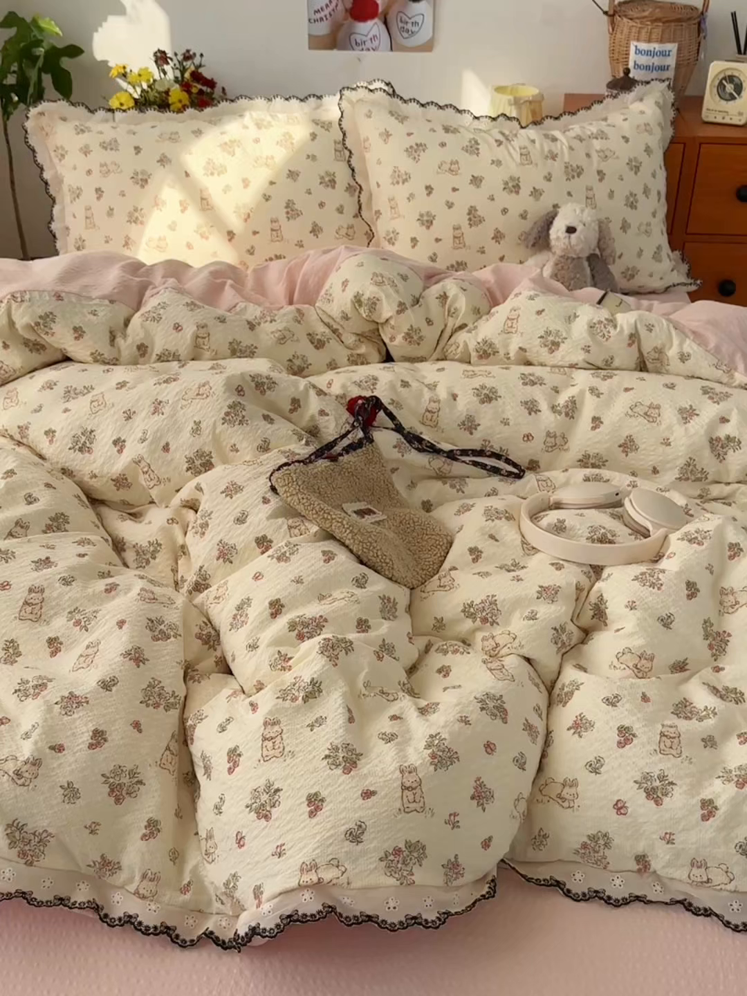 91家纺网 家纺一手货源 找家纺 顾里家纺 2026新款法式复古花边三层纱四件套（会员-2元） 春村小兔