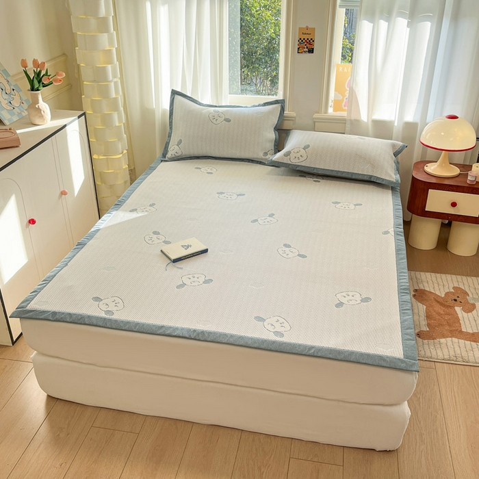 91家纺网 家纺一手货源 找家纺 雅居纺家纺 2026新款A类加厚三明治底提花小清新凉感席床单款凉席席子 晚安小狗