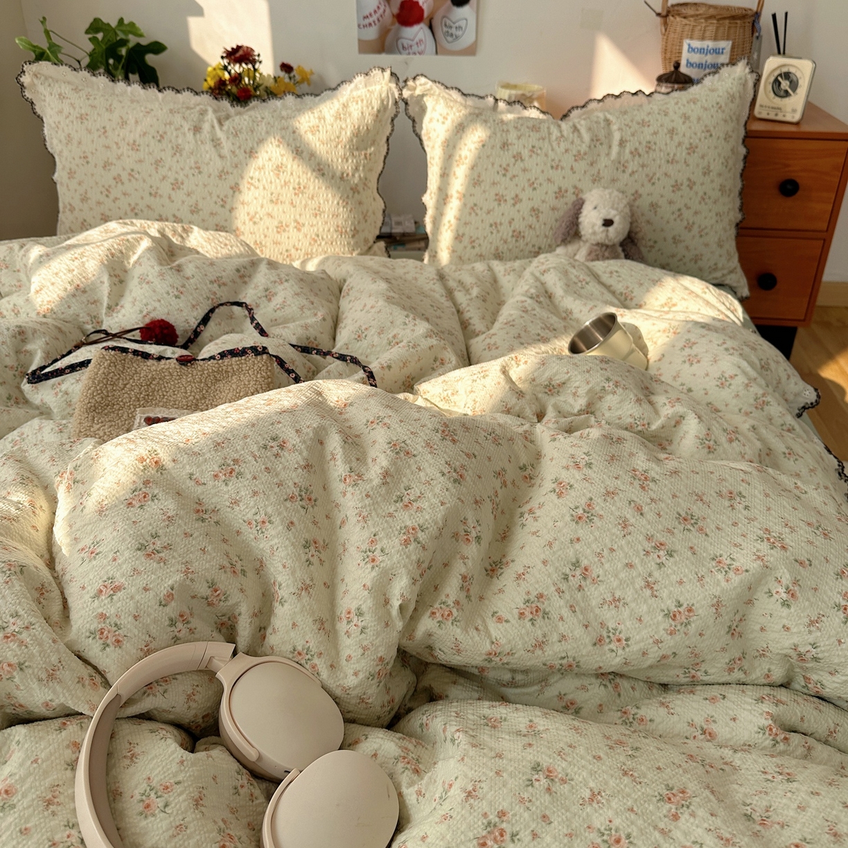 91家纺网 家纺一手货源 找家纺 顾里家纺 2026新款法式复古花边三层纱四件套（会员-2元） 岛屿春山