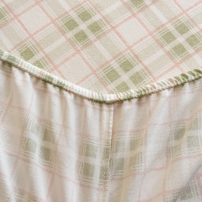 91家纺网 家纺一手货源 找家纺 爱多多家居 2026新款针织棉双层纱床笠 床笠三件套  床笠-格子熊