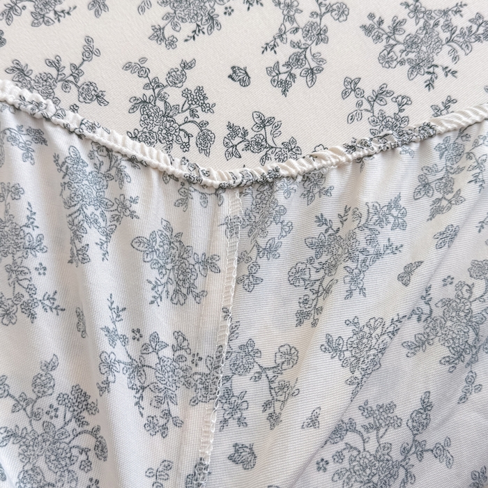 91家纺网 家纺一手货源 找家纺 爱多多家居 2026新款针织棉双层纱床笠 床笠三件套  床笠-花丛灰