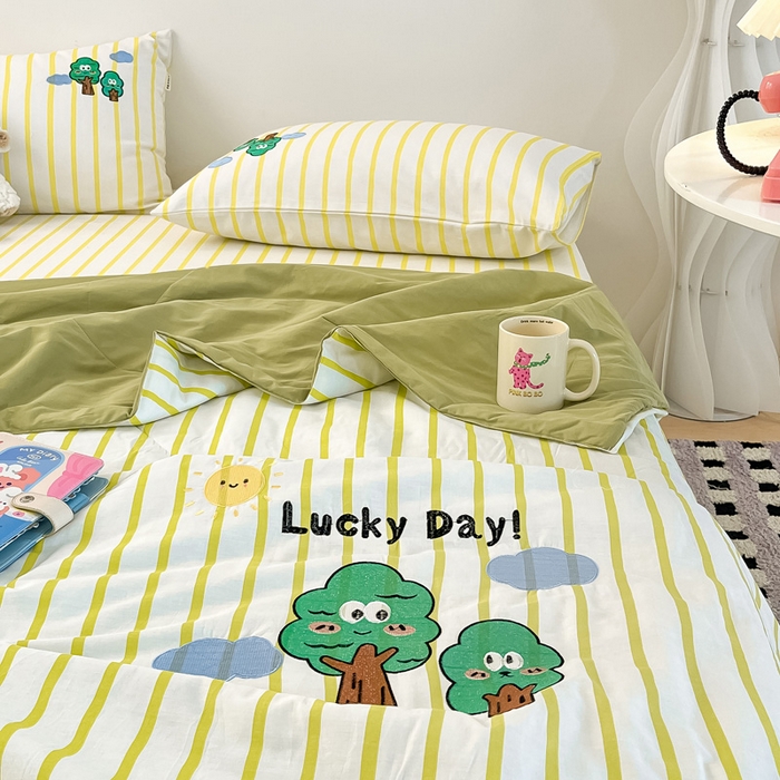 91家纺网 家纺一手货源 找家纺 雅居纺家纺 2026新款全棉绣花夏被夏凉被空调被可配同款老粗布四件套 夏被-发财树