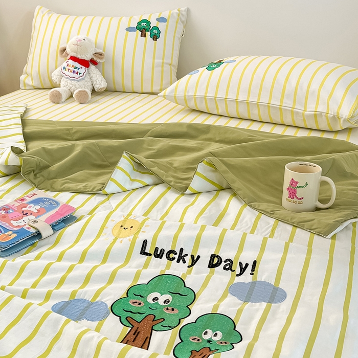 91家纺网 家纺一手货源 找家纺 雅居纺家纺 2026新款全棉绣花夏被夏凉被空调被可配同款老粗布四件套 夏被-发财树