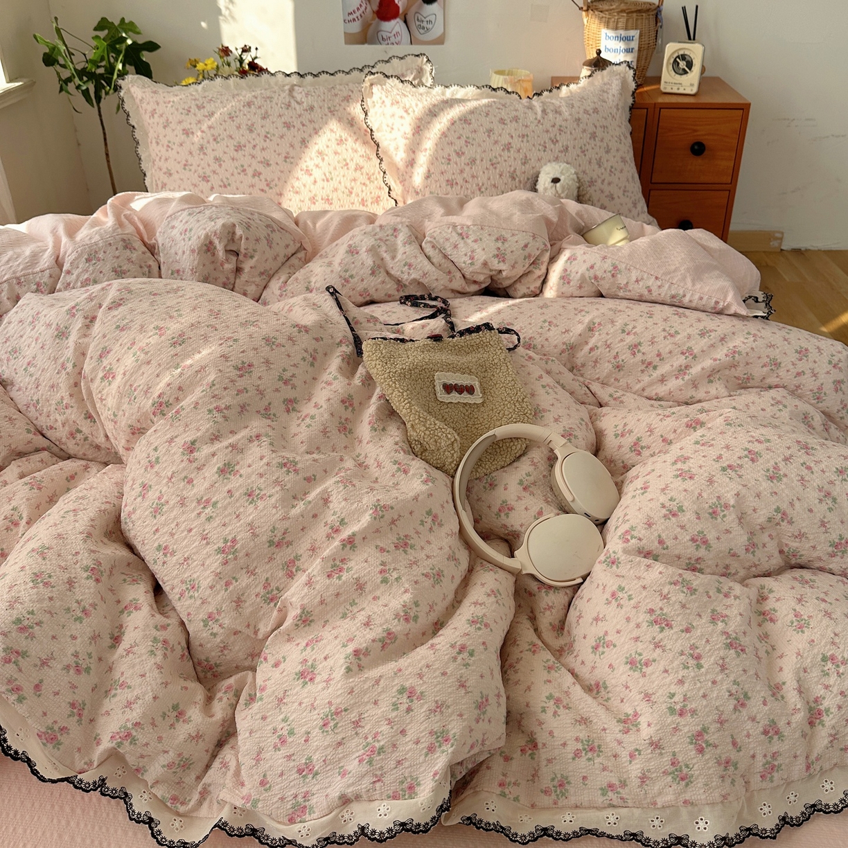 91家纺网 家纺一手货源 找家纺 顾里家纺 2026新款法式复古花边三层纱四件套（会员-2元） 告白手信