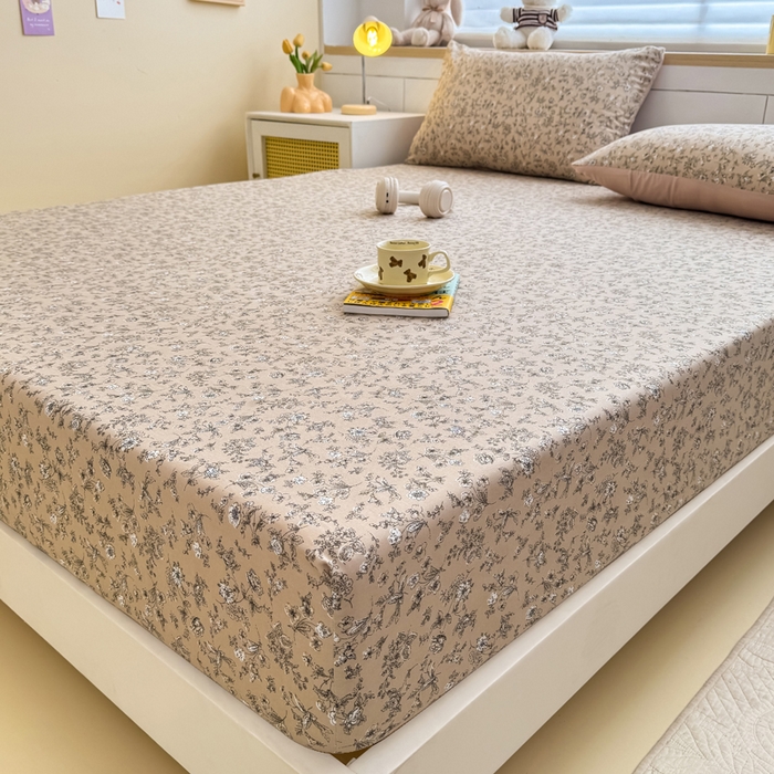 91家纺网 家纺一手货源 找家纺 爱多多家居 2026新款针织棉双层纱床笠 床笠三件套  床笠-花丛咖