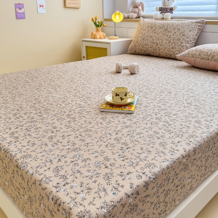 91家纺网 家纺一手货源 找家纺 爱多多家居 2026新款针织棉双层纱床笠 床笠三件套  床笠-花丛咖