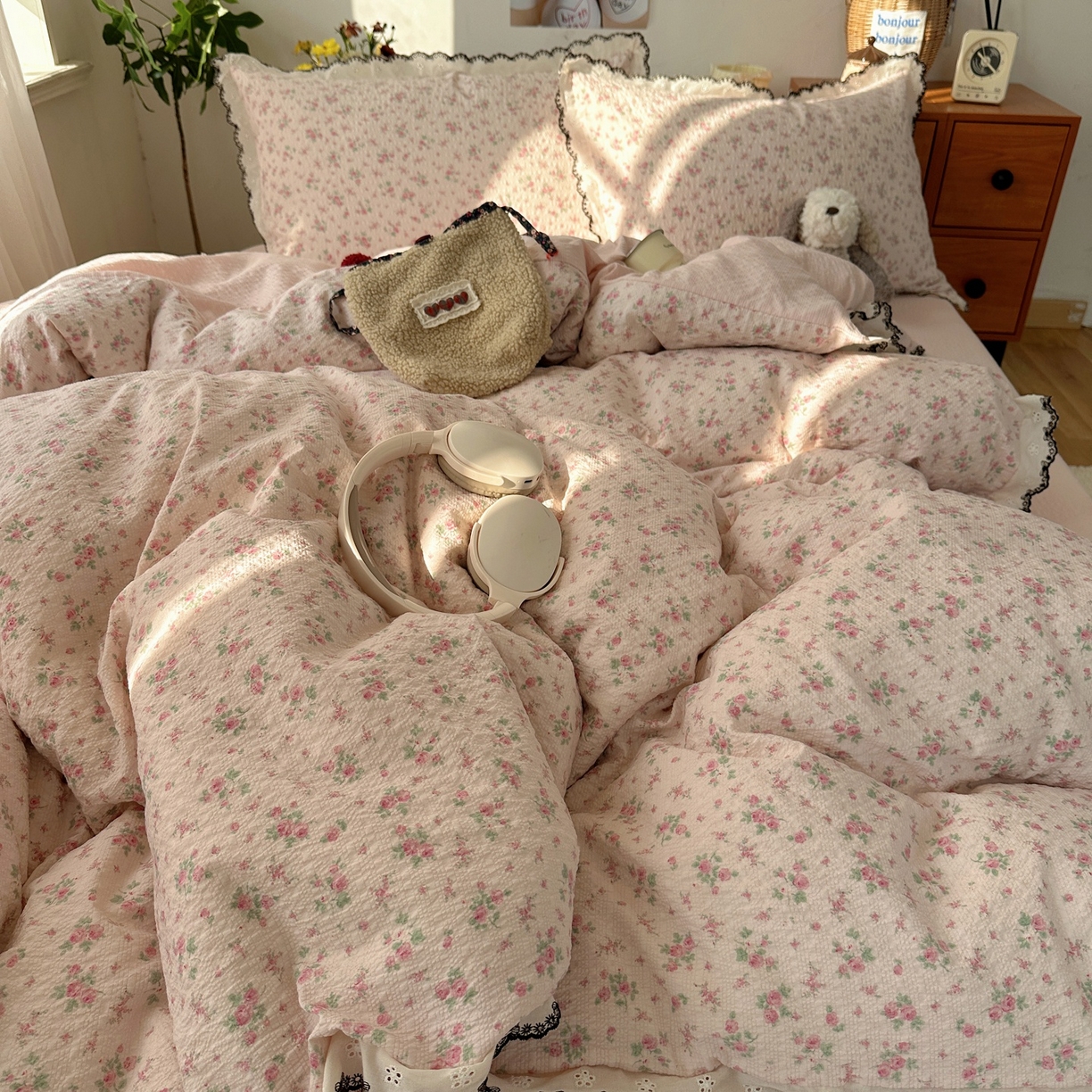 91家纺网 家纺一手货源 找家纺 顾里家纺 2026新款法式复古花边三层纱四件套（会员-2元） 告白手信