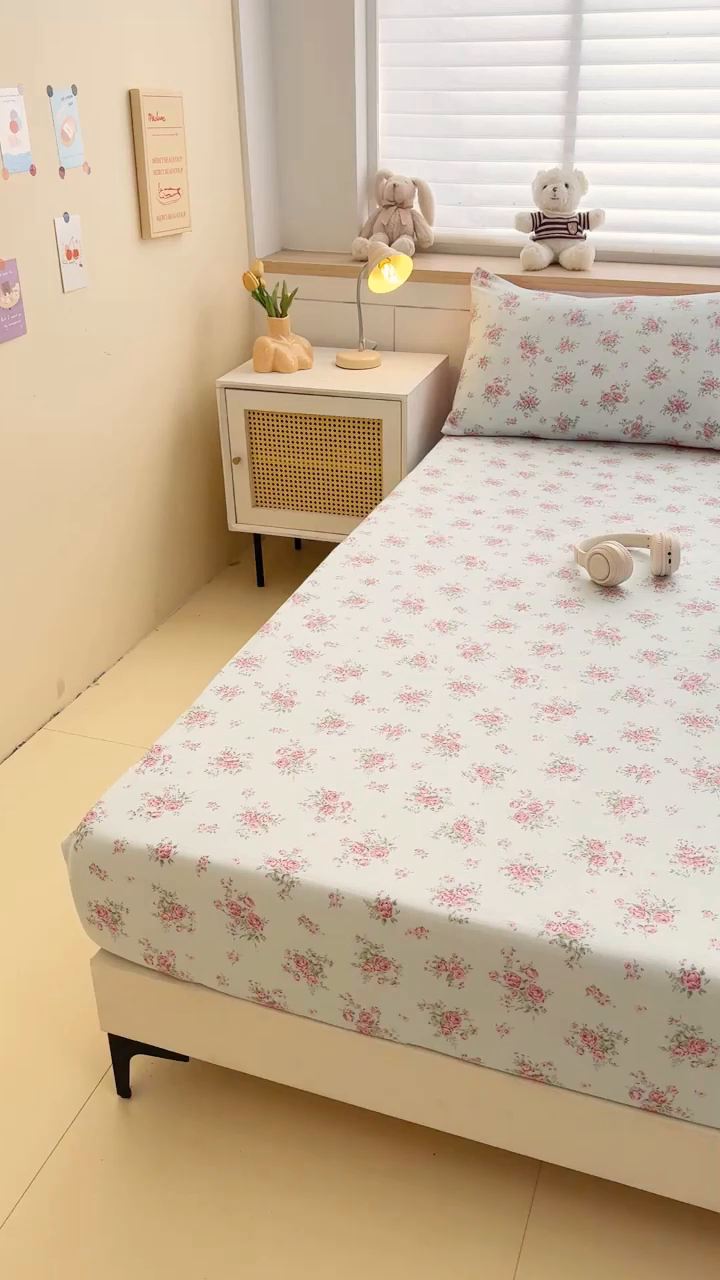 91家纺网 家纺一手货源 找家纺 爱多多家居 2026新款针织棉双层纱床笠 床笠三件套  床笠-玫瑰花园