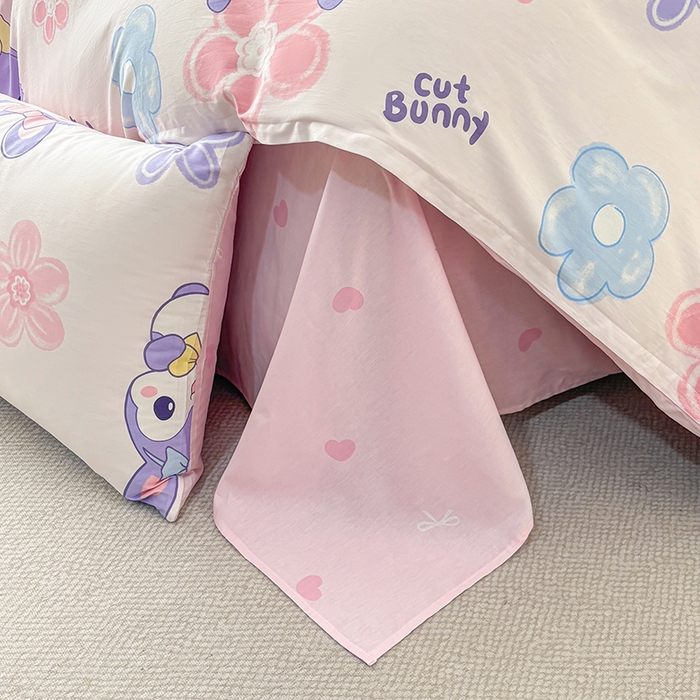 91家纺网 家纺一手货源 找家纺 宇彬家纺 2026直播新款13070全棉纯棉印花单双人被套喷气小清新简约热款学生被罩 粉色兔宠