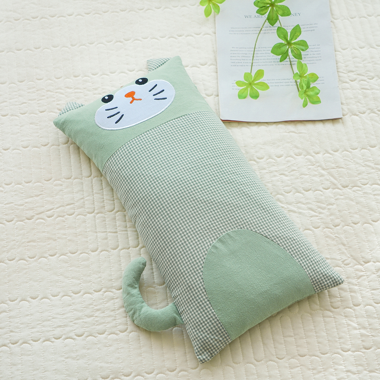 蔻眠 全棉贴布绣卡通荞麦枕头儿童学生护颈椎枕芯 绿色-小猫